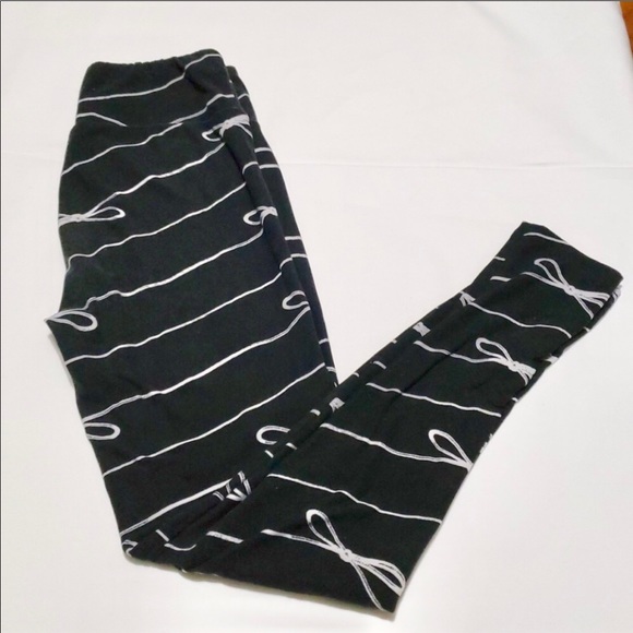 LLR Black and White Bow Leggings - Picture 3 of 5
